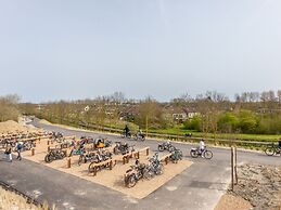 Spacious Holiday Home With Garden