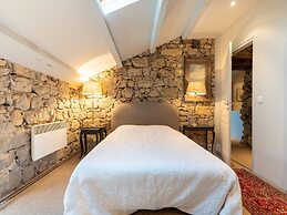 Beautiful Holiday Home With Private Pool