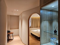 JungGam Hotel