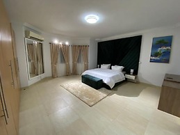 Charming and Spacious 3 Bed in Lekki Phase1