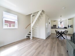 Brand new Holiday Home Near the Water