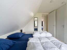 Brand new Holiday Home Near the Water