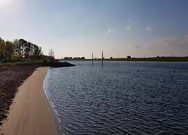 Holiday Home in South Holland by Stompaarde Plas