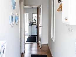 Lush Holday Home With Garden Near sea