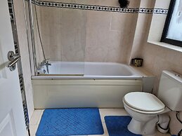 Immaculate 2-bed Apartment in London