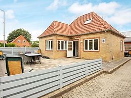 6 Person Holiday Home in Hojer