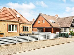 6 Person Holiday Home in Hojer