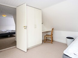 6 Person Holiday Home in Hojer