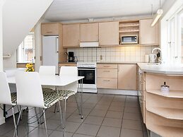 6 Person Holiday Home in Hojer