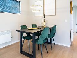 Comfortable Holiday Home With a Garden