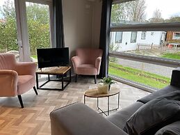 Charming Chalet With Spacious Enclosed Garden