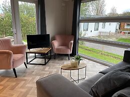 Charming Chalet With Spacious Garden