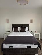 LİMİS OTEL