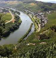 Holiday Home Vinea Comfortable Holiday Residence