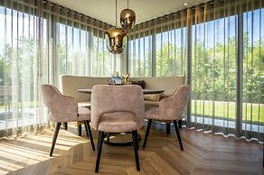 Pet-friendly Villa With Sauna