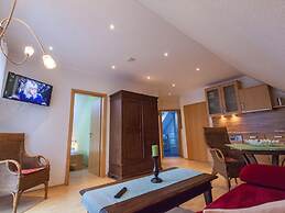 Lighthouse Modern Retreat