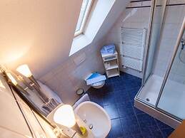 Lighthouse Modern Retreat