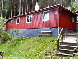 Beautiful Querbach hut With Spring Water