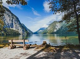 Beautiful Querbach hut With Spring Water