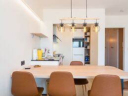 Attractive Apartment on the 7th Floor