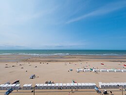 Attractive Apartment on the 7th Floor