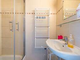 Attractive Apartment on the 7th Floor