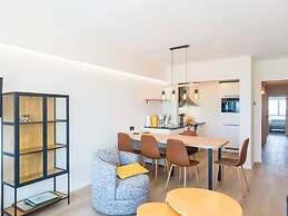 Attractive Apartment on the 7th Floor