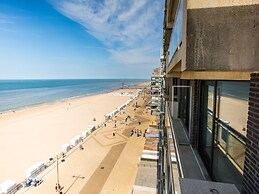 Attractive Apartment on the 7th Floor