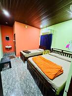 Livin Waves Beach stay and cafe