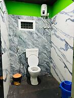 Livin Waves Beach stay and cafe