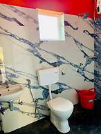 Livin Waves Beach stay and cafe