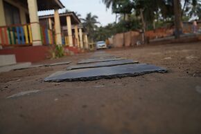 Livin Waves Beach stay and cafe