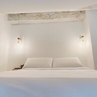 Mansarda in Bianco by Wonderful Italy