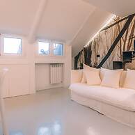 Mansarda in Bianco by Wonderful Italy