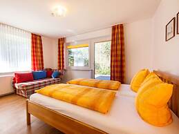 Pleasant Apartment in Suddorf