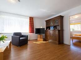 Pleasant Apartment in Suddorf