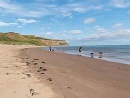 Cove Hideaway 1bhk Apt in Skinningrove