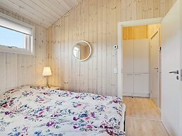5 Star Holiday Home in Lokken