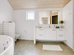 5 Star Holiday Home in Lokken