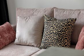 Comfortable Studio Apartments by Renters