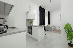 Beautiful Studio Apartments by Renters