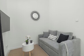 Beautiful Studio Apartments by Renters