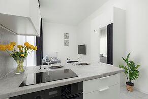 Beautiful Studio Apartments by Renters