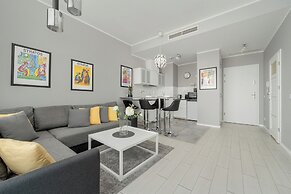 Luxury Apartment by Renters Prestige