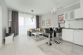 Luxury Apartment by Renters Prestige