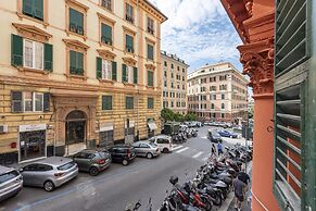 Central Apartment In Genova