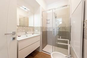 Central Apartment In Genova