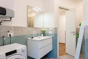 Central Apartment In Genova