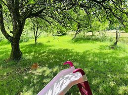 Charming Holiday Cottage in Devon - Country Views