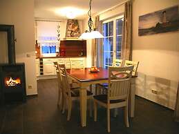Holiday Home Hannah Comfortable Vacation Home